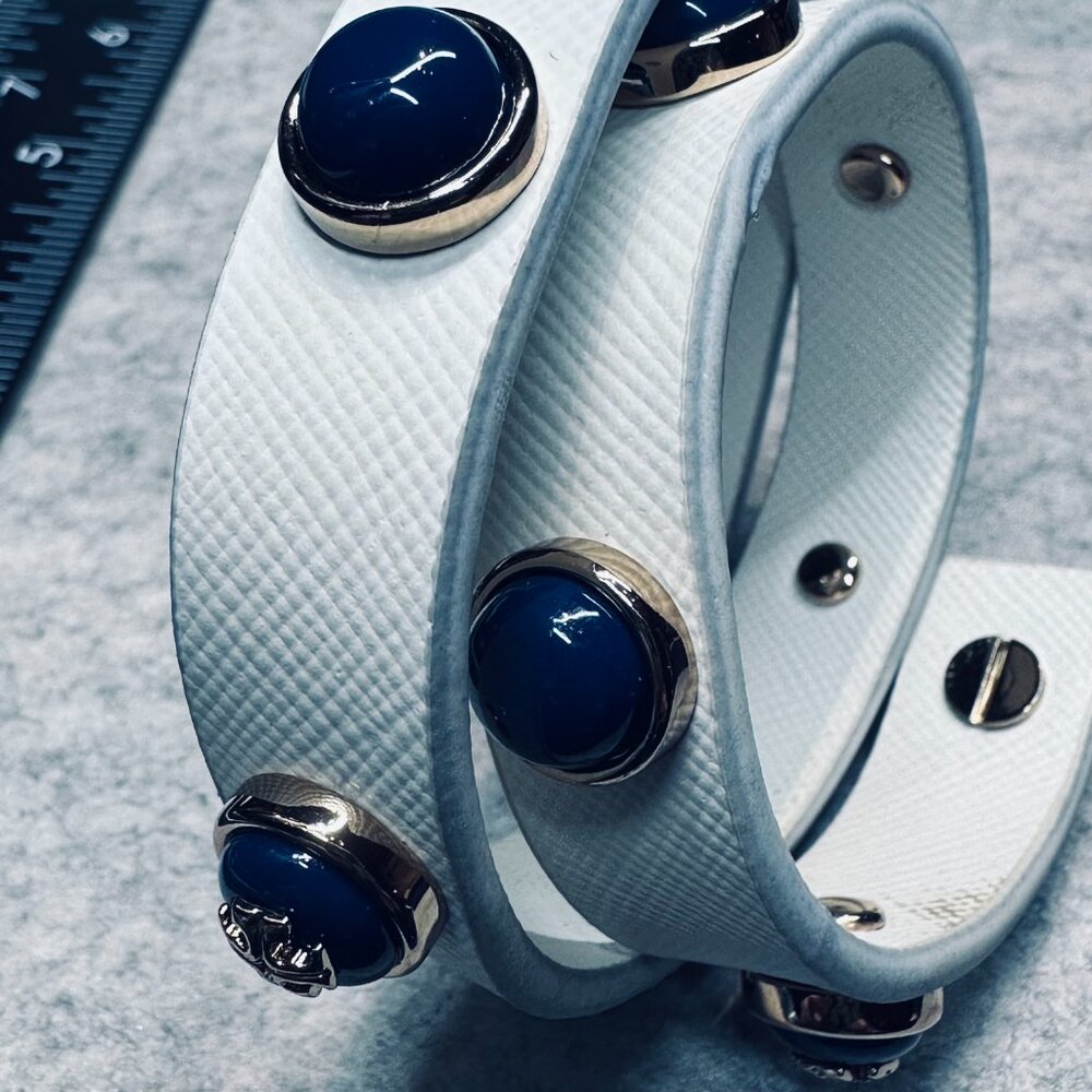 Tory Burch - Leather Double Wrap Blue Cabochon Logo Studded Bracelet - Picture 6 of 8